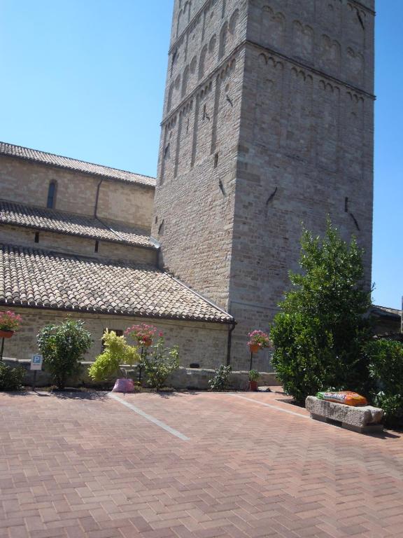 Il Turrione Daire Assisi Dış mekan fotoğraf